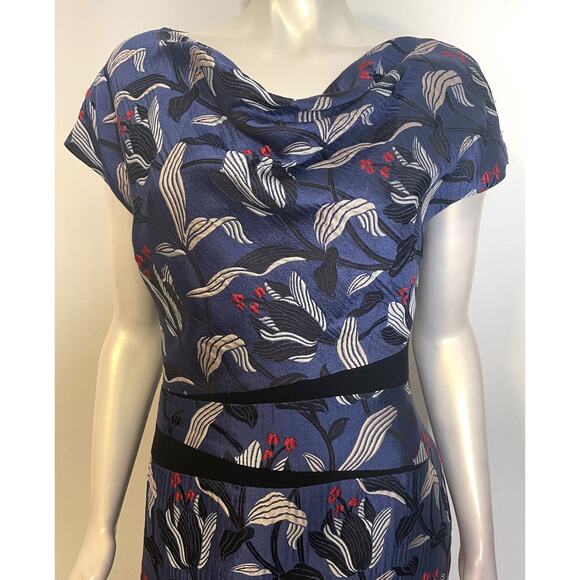 Escada Blue Red White Floral Silk Sheath Dress 42 US 12 SS Fitted Tulip Jacquard - Picture 2 of 12